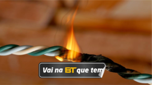 Curto circuito, fios, eletricidade, chamas, fogo, fogo elétrico, risco, perigo